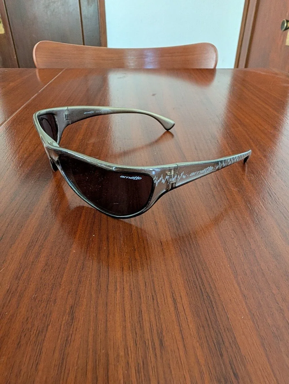 Arnette Smoker Wrap Sunglasses 4027-215/73 Made In Italy Pre Owned